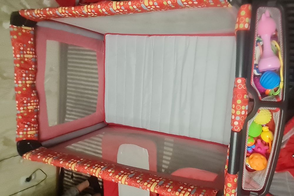 Детская кровать формы chicco