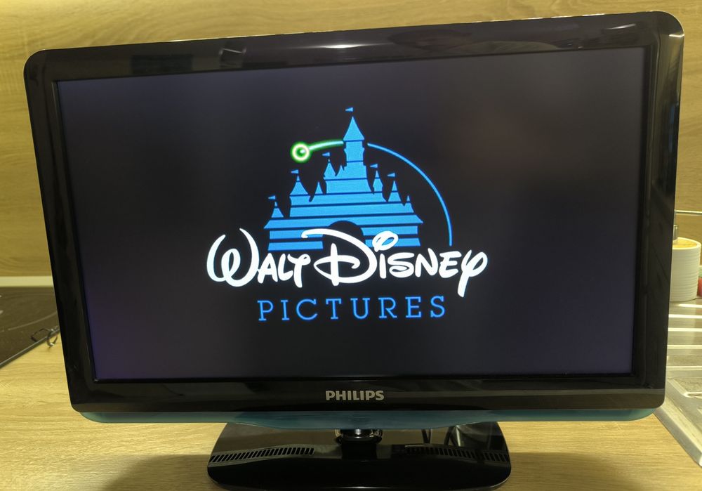 Телевизор PHILIPS 19" LED