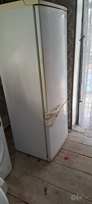 Продаю холодильник
