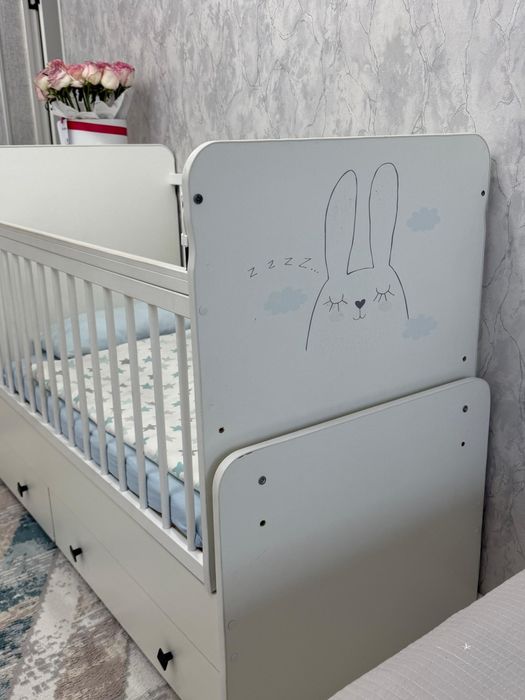 Продам детскую кроватку