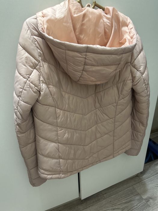 2 куртки за 4 000 тенге