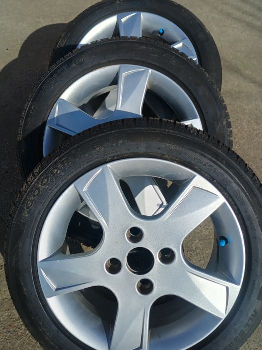 Vând jante aliaj originale Mazda și cauciucuri M+S dot.20/2025