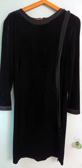 Платье женское из бархата 46/48