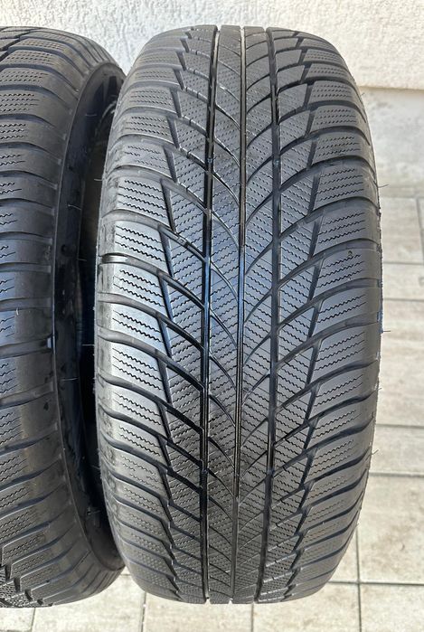 Anvelope / cauciucuri iarna 225/60/18 Brigestone Blizzak RFT DOT2022