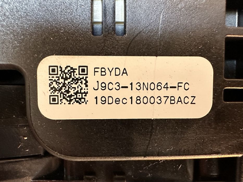 Spira volan / SZL Jaguar E Pace, XE : FK72-14A664-CA