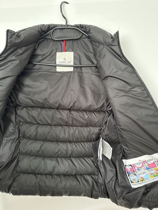 Чисто нови дамски елеци , единични бройки!