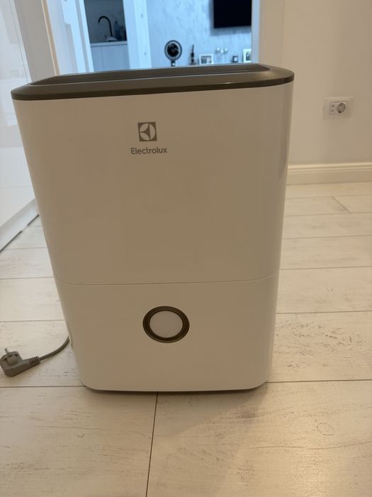 Dezumidificator aer ELECTROLUX EXD16DN4W, 16l/zi, 430W, alb - gri