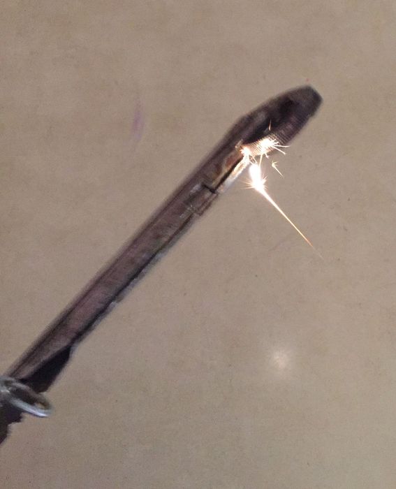 Кремниевая зажигалка для камина