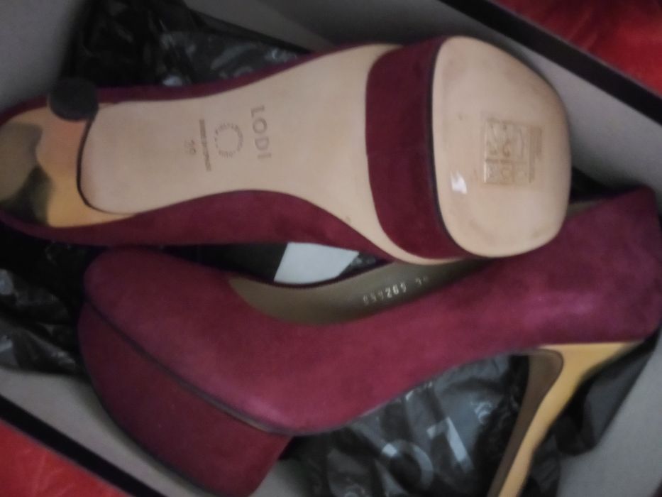 Pantofi cu toc de piele