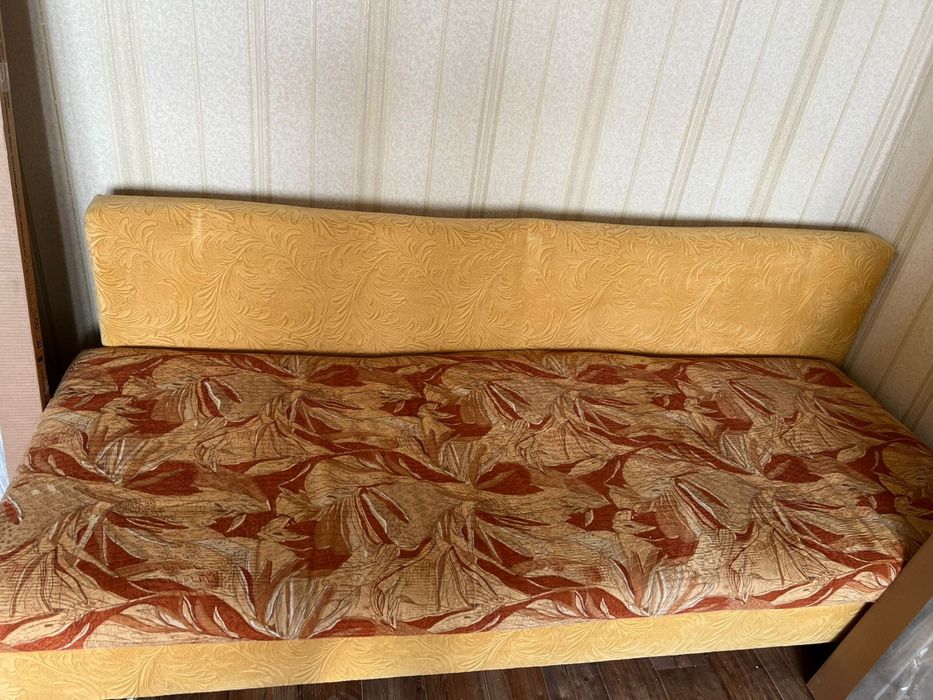 Продается два дивана