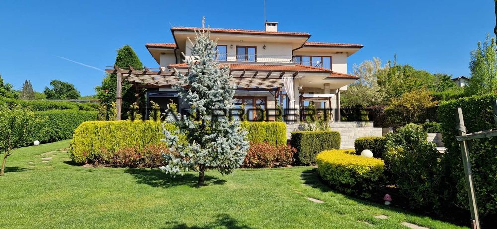 Продава се Къща в Бургас, Долно Езерово - 310 кв.м за 2033 €/кв.м - Снимка #15