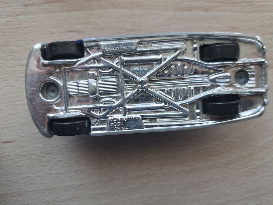 Колички Hotwheels