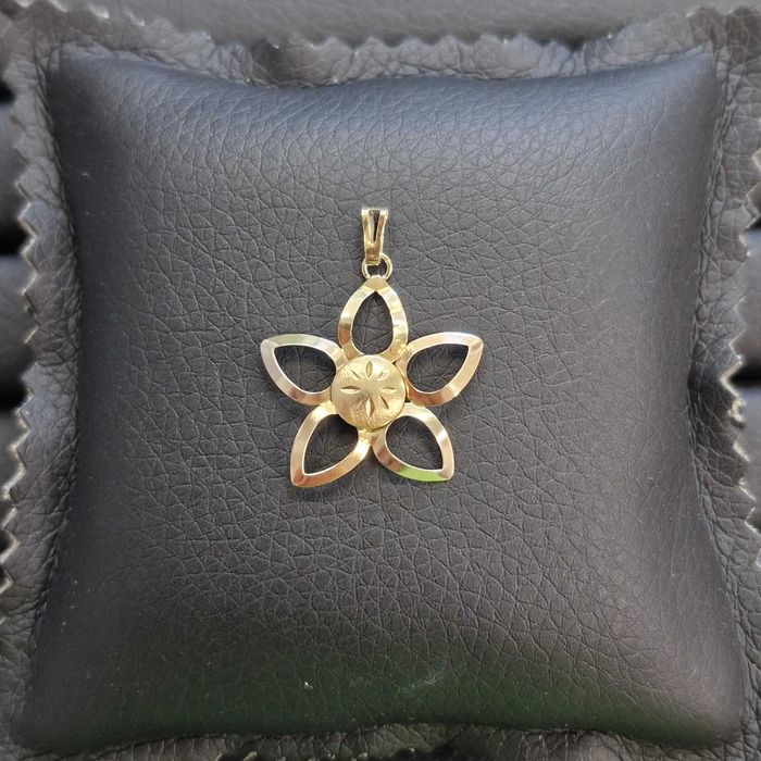 Medalion Aur 18K - 1.22 grame /  lei ( B31346.1 / Ag28 Doi Baieti )