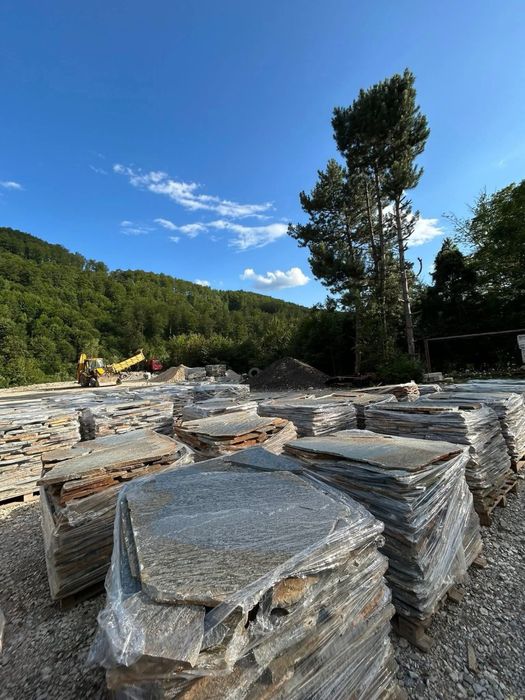 Piatra naturala de munte oriunde in tara + montat profesional