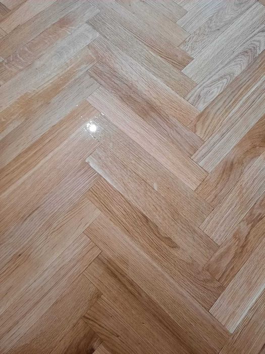 Montam reconditionare raschetam, slefuim,lacuim parchet. 70 m/p