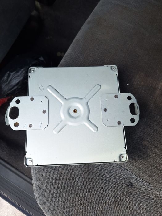 Компютър за Subaru legacy 2.0 125 h.p b12