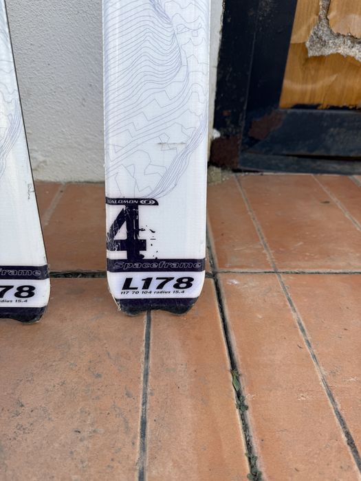 Schiuri Salomon de vanzare