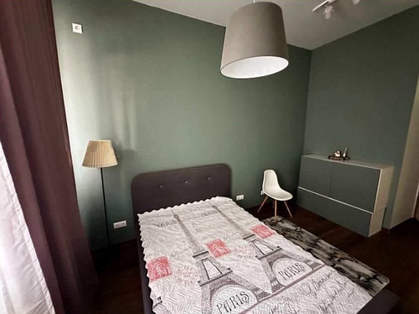 Дава се под наем Тристаен апартамент в София, Витоша - 85 кв.м за 600 € - Снимка #3