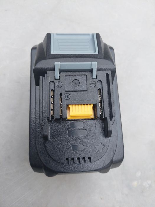 Baterie makita 12A!!!