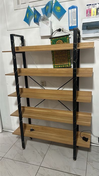 Продаю новый стеллаж