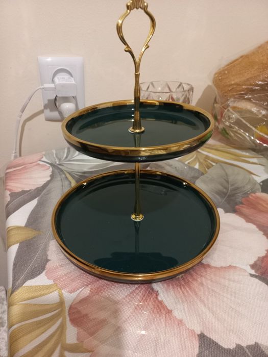 Двухярусная тарелка