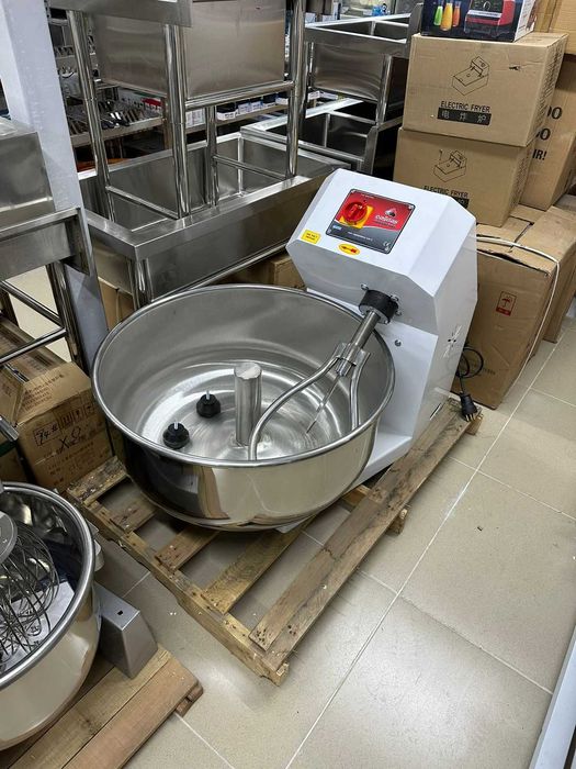 Миксер планетарный 20 литров