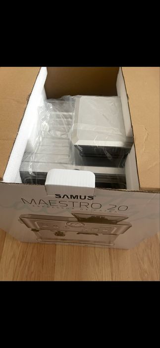 Vând expressor SAMUS  MAESTRO 20  1350W 20 bari
