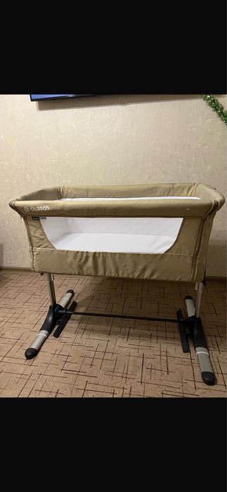 Приставная кроватка детская