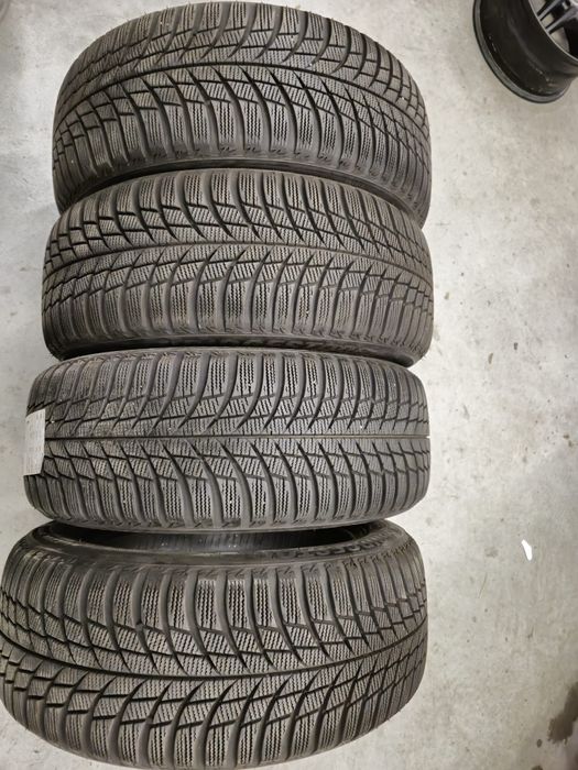 4 anvelope iarna Bridgestone 205 55 16 stare foarte buna