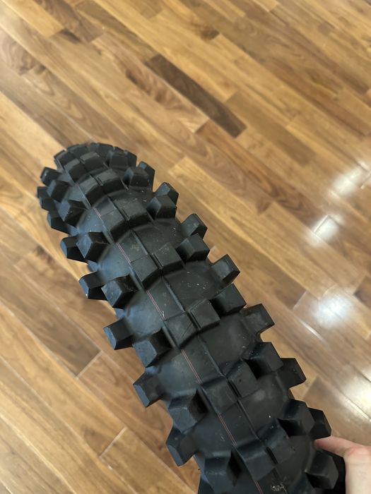 Pirelli MX 32 Mid Soft