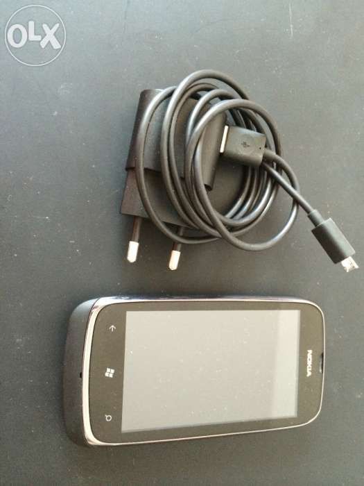 Telefon Nokia Lumia 610 negru