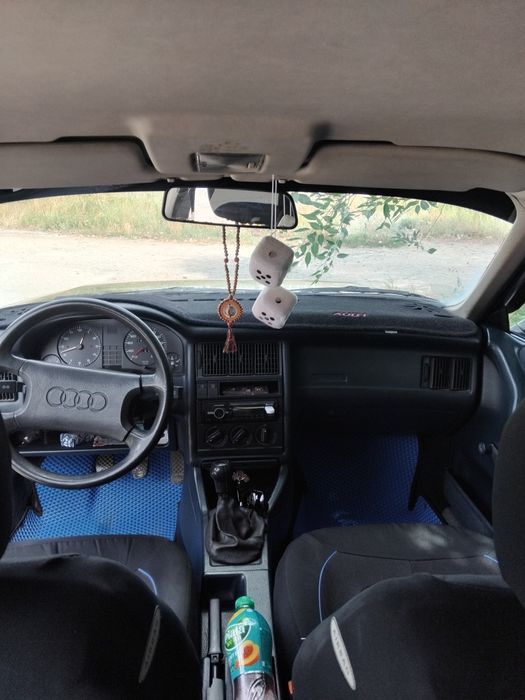 Продам машину ауди 80