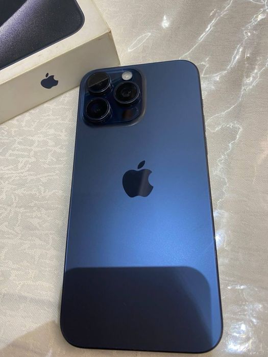 iPhone 15 pro max 256gb blue srochno prodam