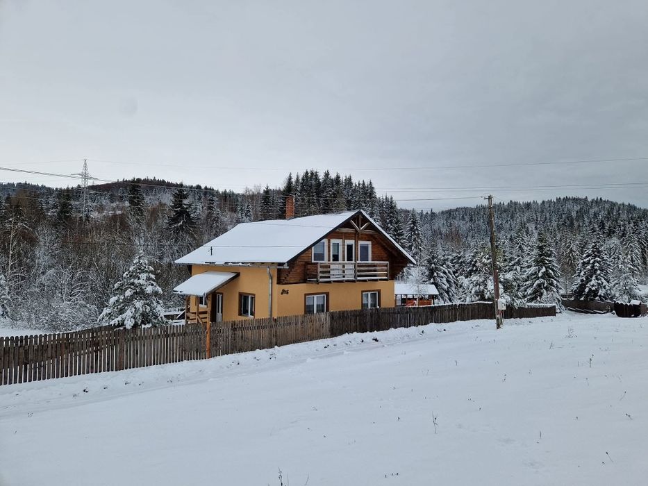 Vilă de închiriat pentru sărbătorile de Paște”