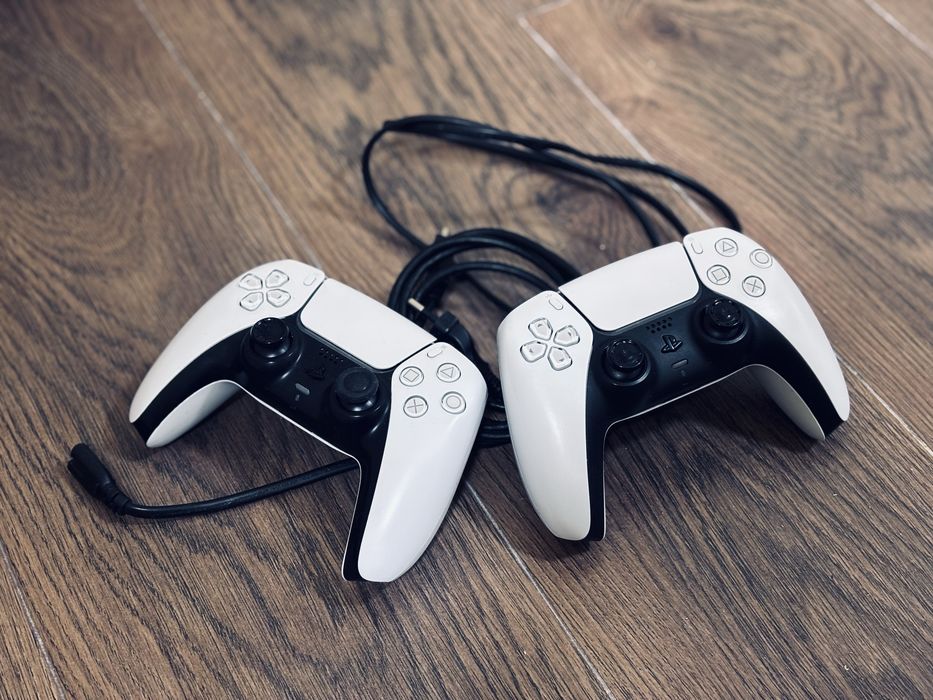 Play Station 5 Slim