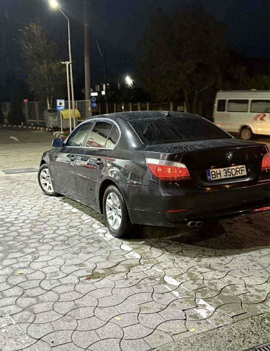 BMW Seria 5 E60 2.2 benzină – SCHIMB / 1500€ – fără acte