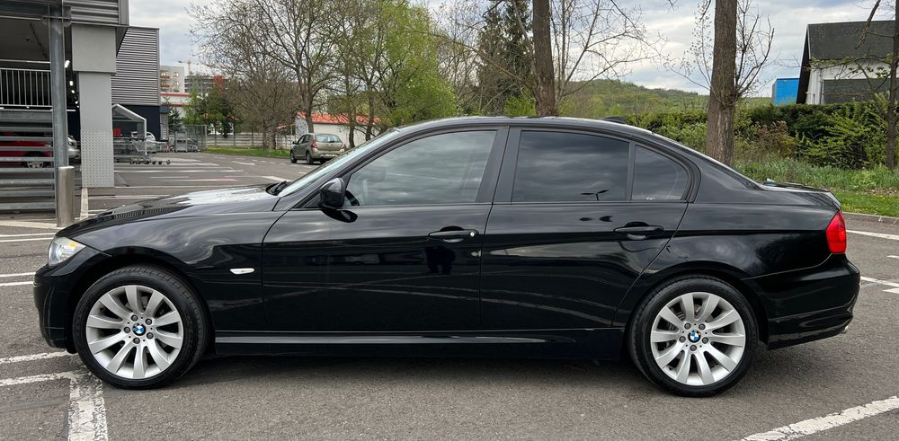 BMW Seria 3 2.0d e90 LCI