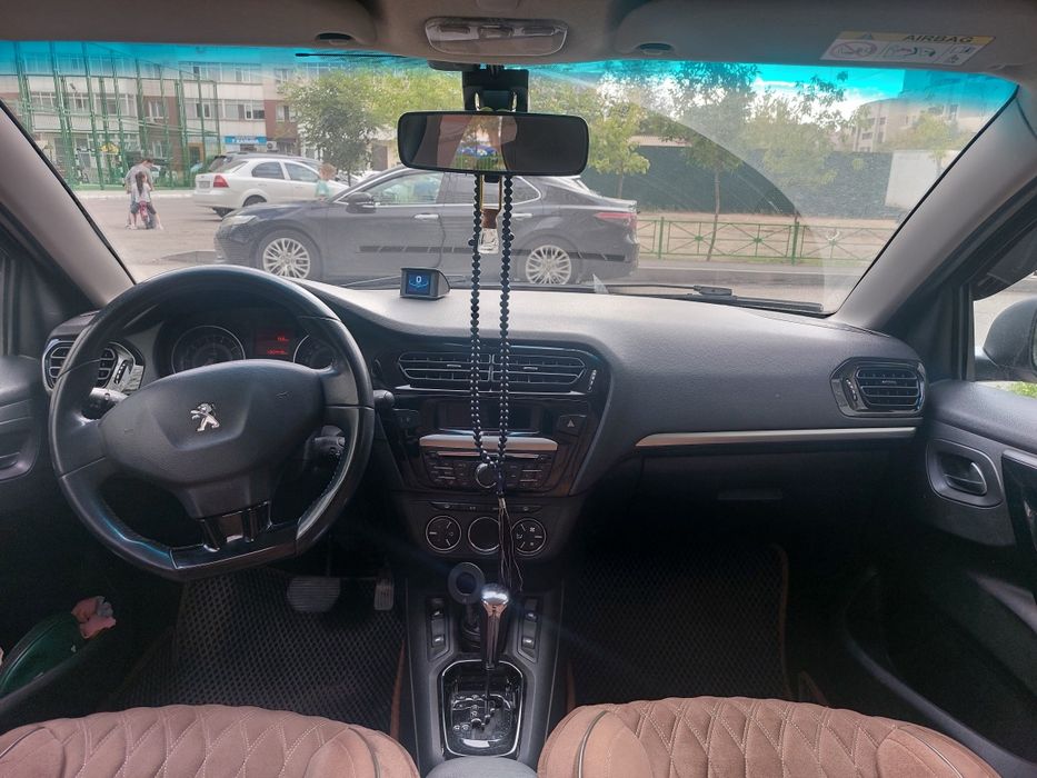 Продам Пежо 301 1.6 автомат