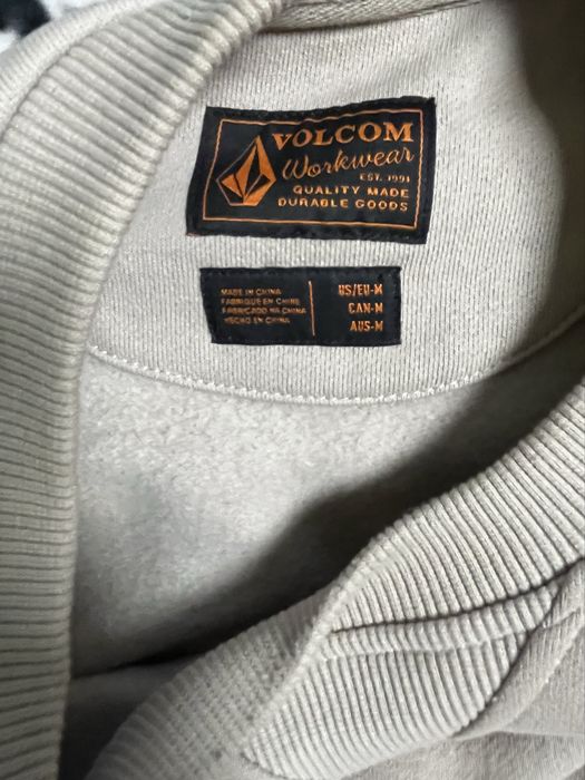 Carhartt Volcom sweatshirts