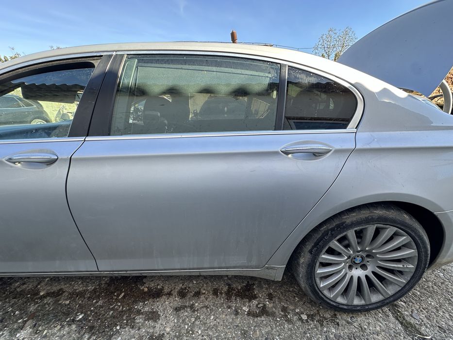Usi stanga / Portiere stanga BMW Seria 7 F01, F02