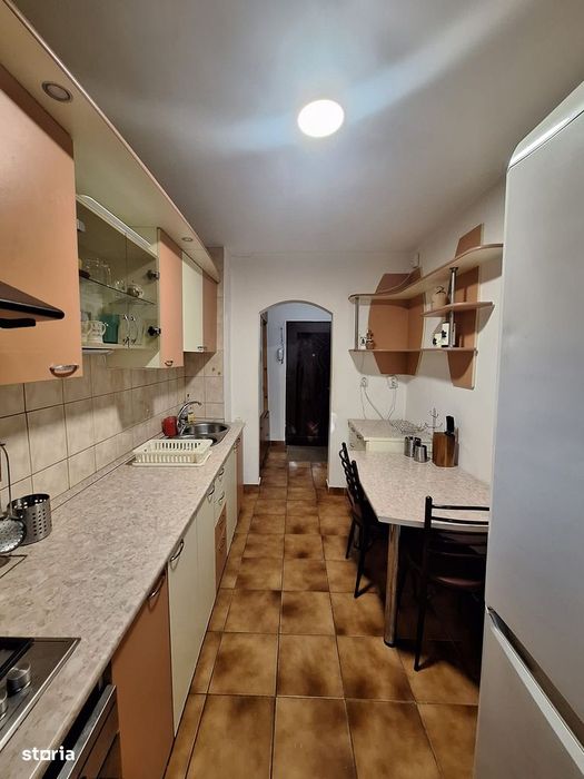 Particular Inchiriez Apartament 2 Camere - Calea Vitan 225