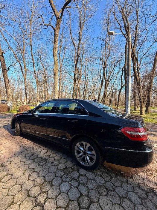 Mercedes e 220 cdi an 2010 automat ,Inmatriculat.Merita vazut !