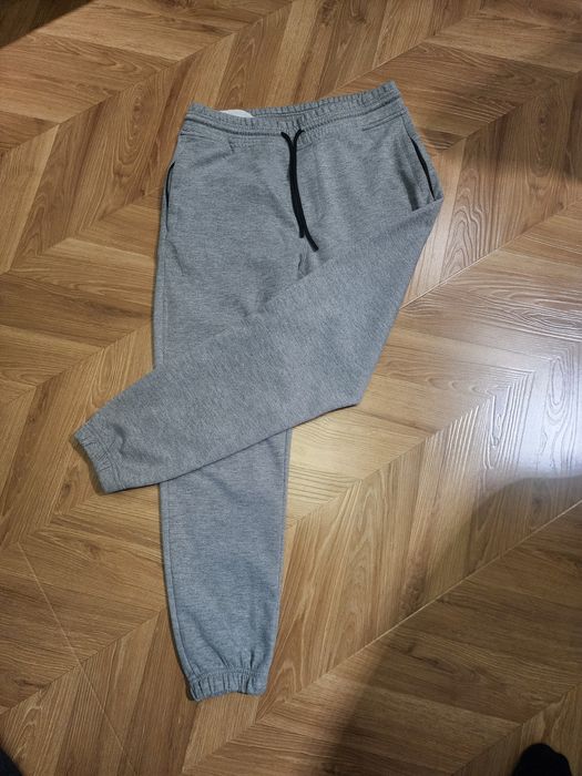 Продам джинсы, штаны, брюки