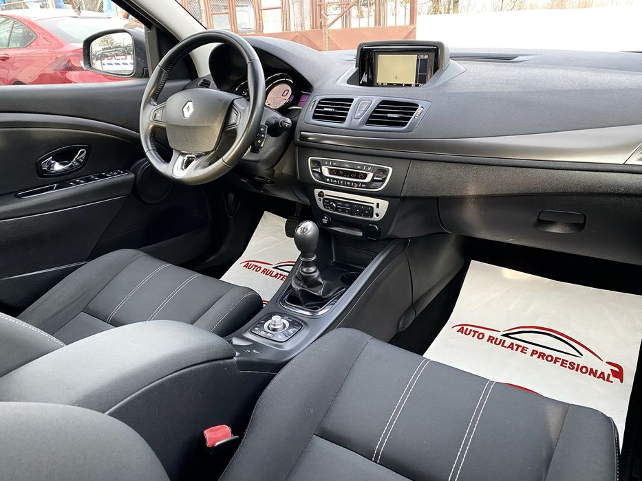 Renault Megane Posibilitate rate! Keyless Incalzire Asistenta banda !
