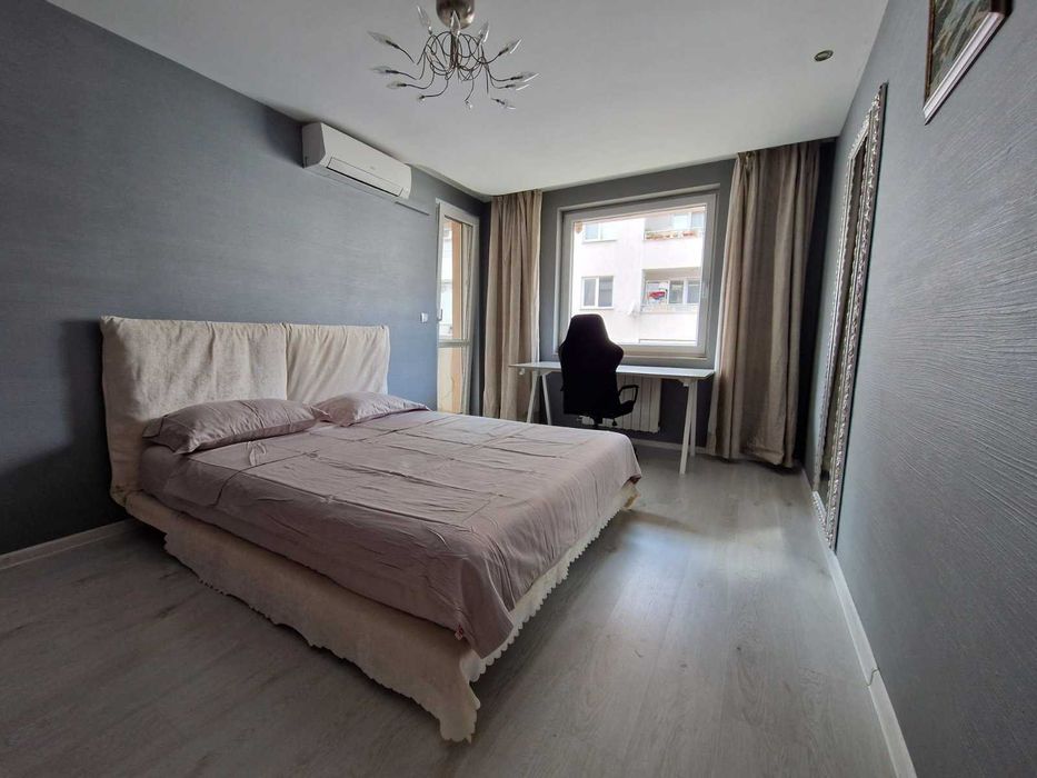 Дава се под наем Двустаен апартамент в София, Хладилника - 80 кв.м за 680 € - Снимка #4