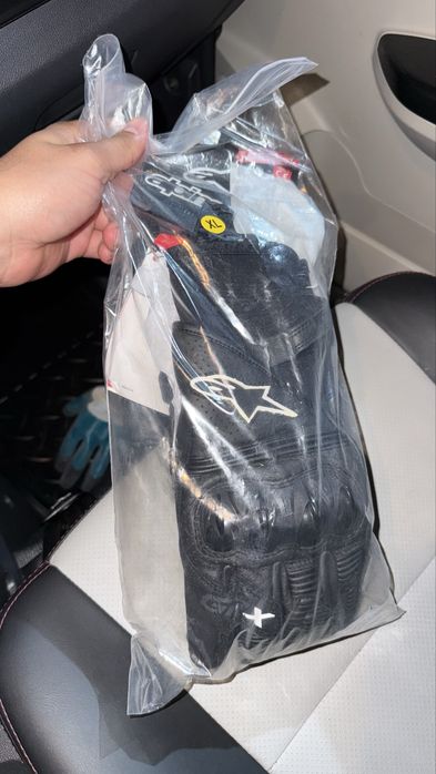 Мотоперчатки от Alpinestars