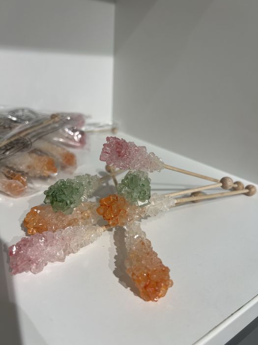 Zahar alb cristalizat pe bat