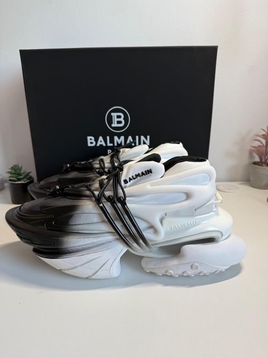 Balmain Unicorn Gradient Albi/negru
