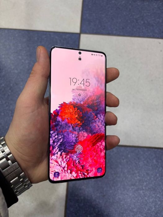 Samsung galaxy S20+ 256 GB srochna sotladi