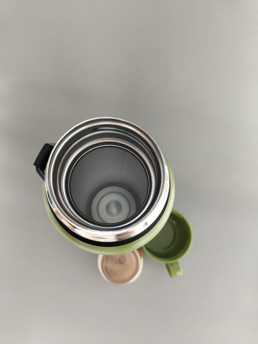 Продам термосы 1.160л